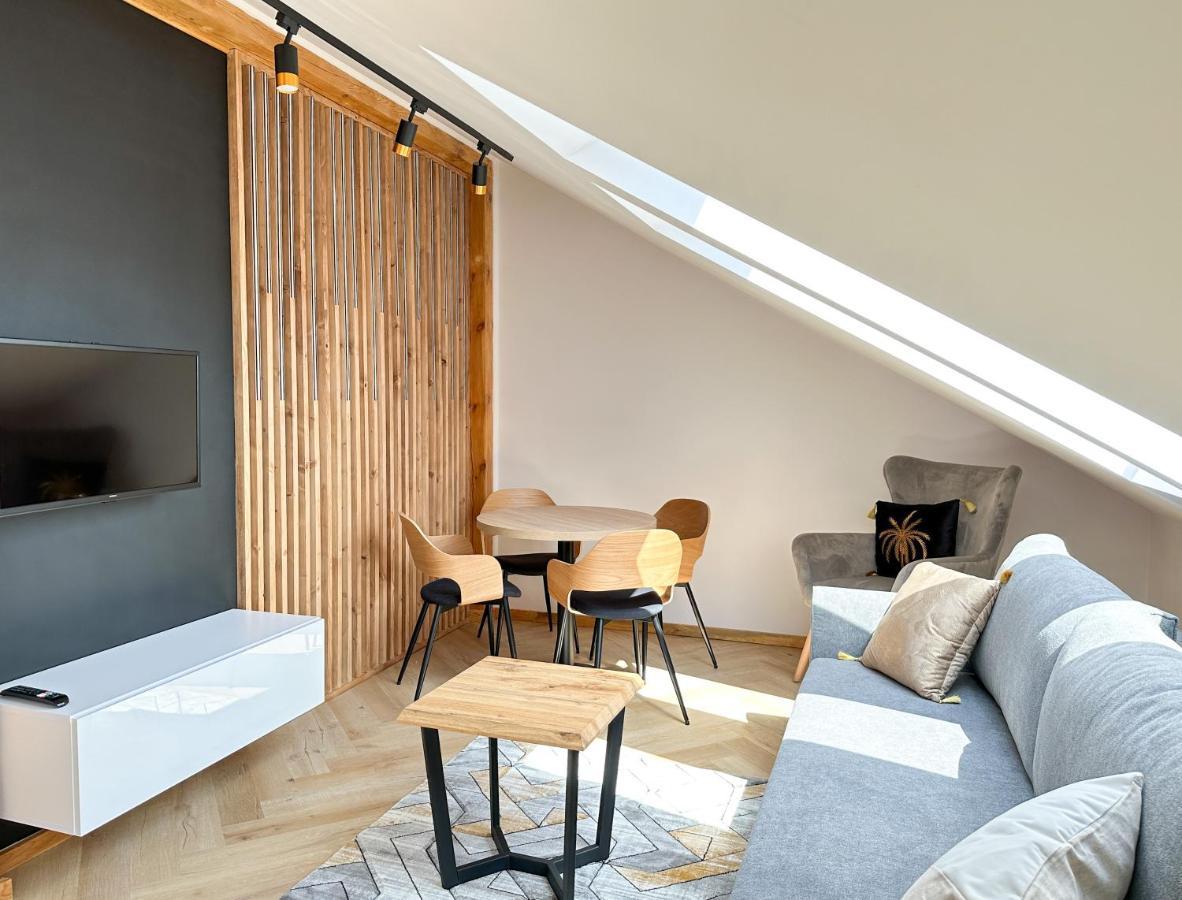 Dmk Oak Studio Near Warsaw-Modlin Airport Nowy Dwór Mazowiecki Dış mekan fotoğraf